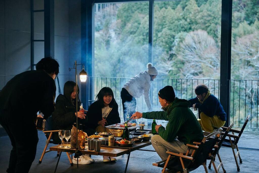 目の前が吉野川・雨天でも屋外体験ができる絶景の一軒家 Villa Otoyocho Luaran gambar