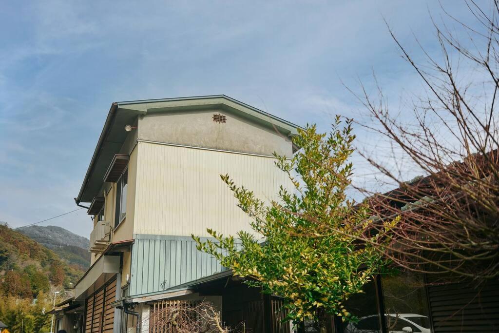 目の前が吉野川・雨天でも屋外体験ができる絶景の一軒家 Villa Otoyocho Luaran gambar